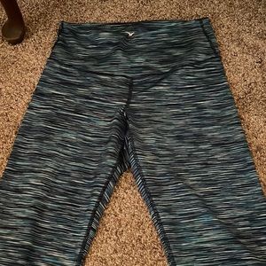 Blue Capri exercise pants Size: M